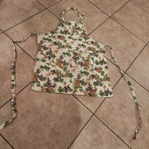 Cloth Kitchen Apron Grapes and Leafs